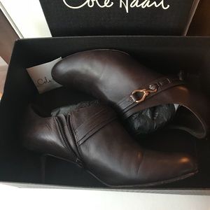 COLE HAAN AIR TALIA BOOTIE SZ 10.5